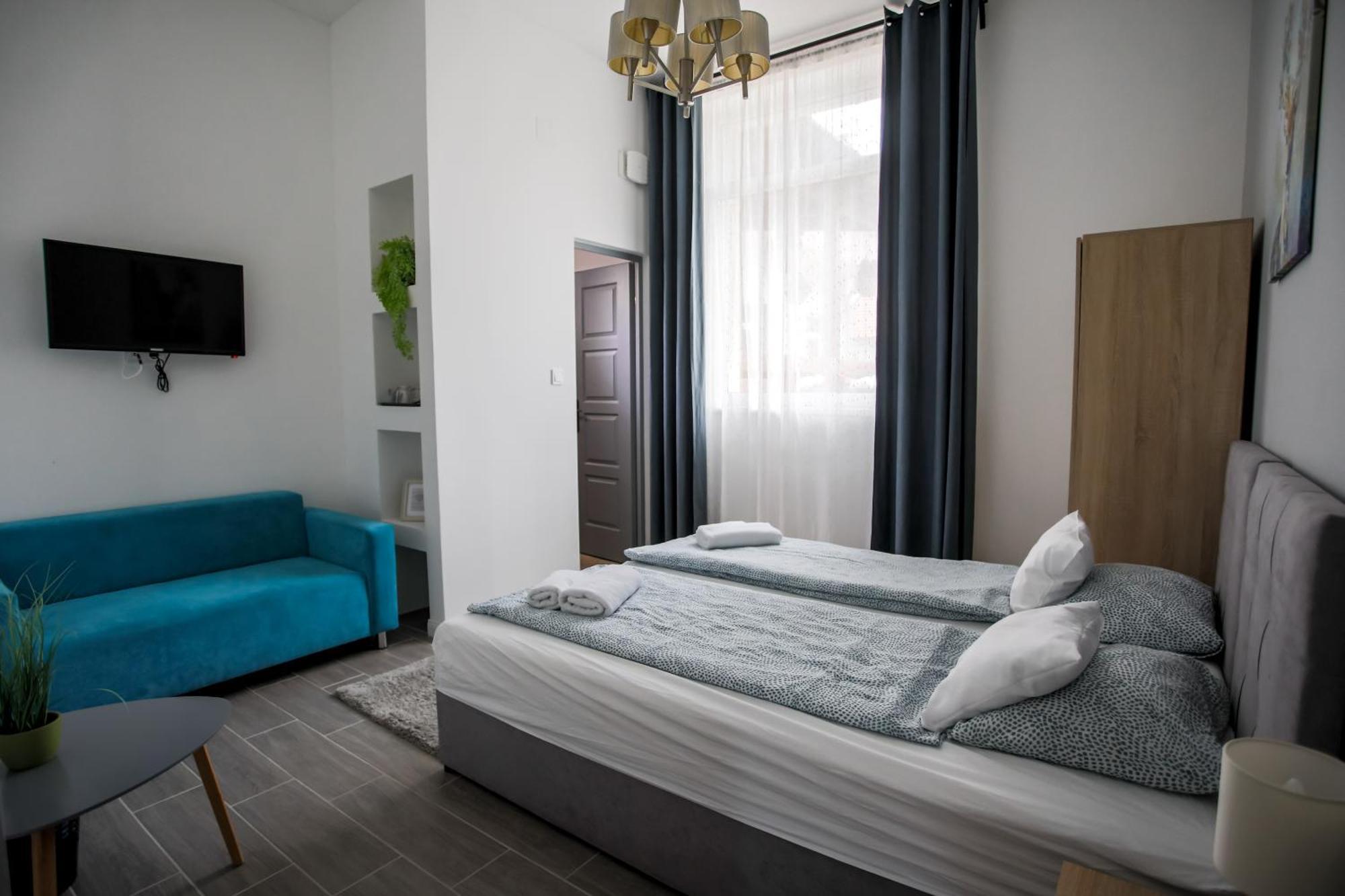 Arnyas Panzio Bed & Breakfast Godollo